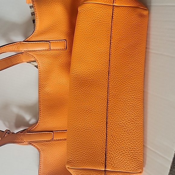 Henri Bendel Leather purse - Picture 7 of 10